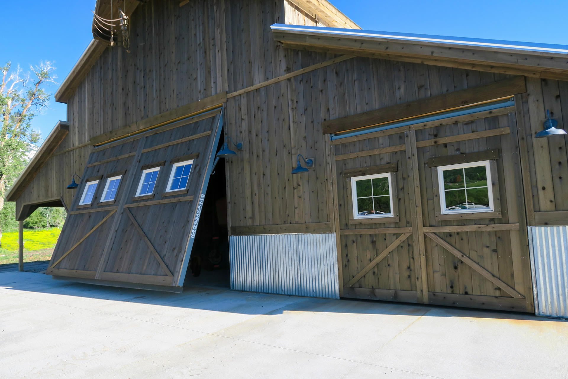 ‘New-Old’ Barn With Wood Doors ‘New-Old’ Barn With Wood Doors