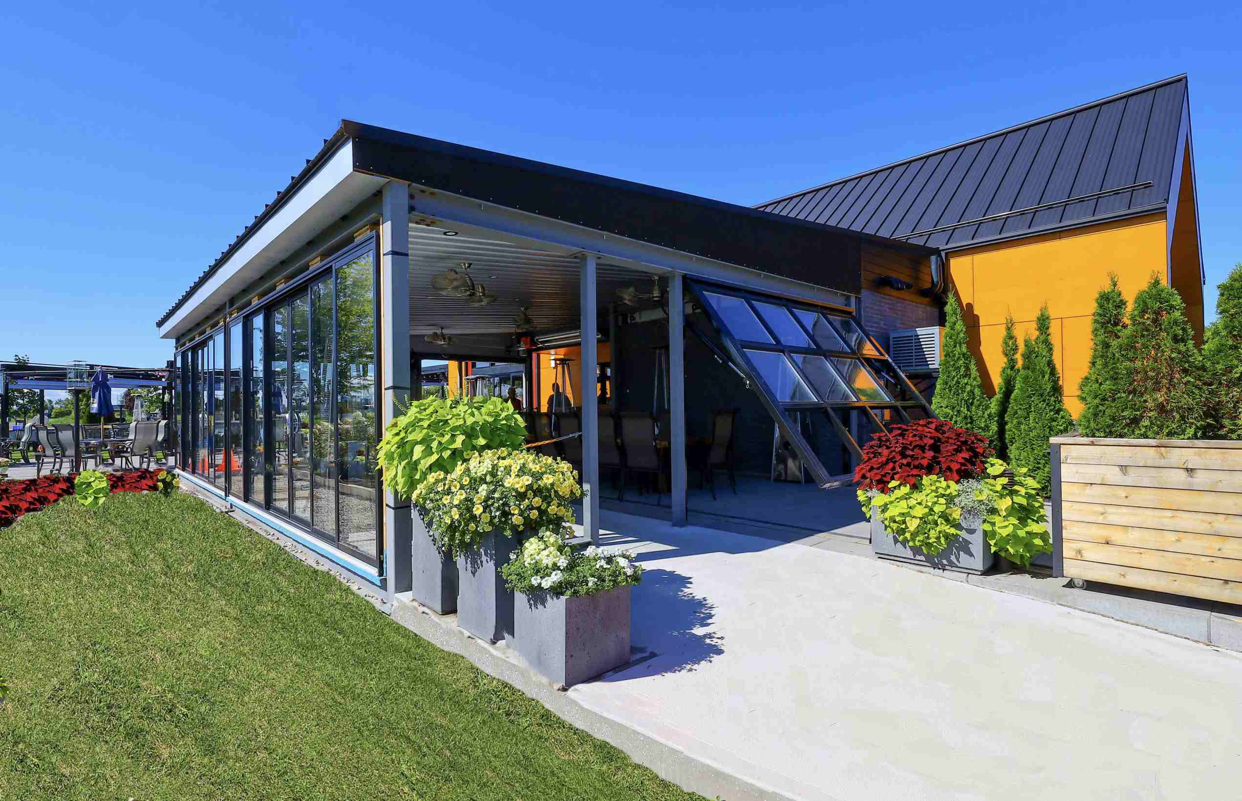 Golf Course Restaurants With Glass Walls Golf Course Restaurants With Glass Walls