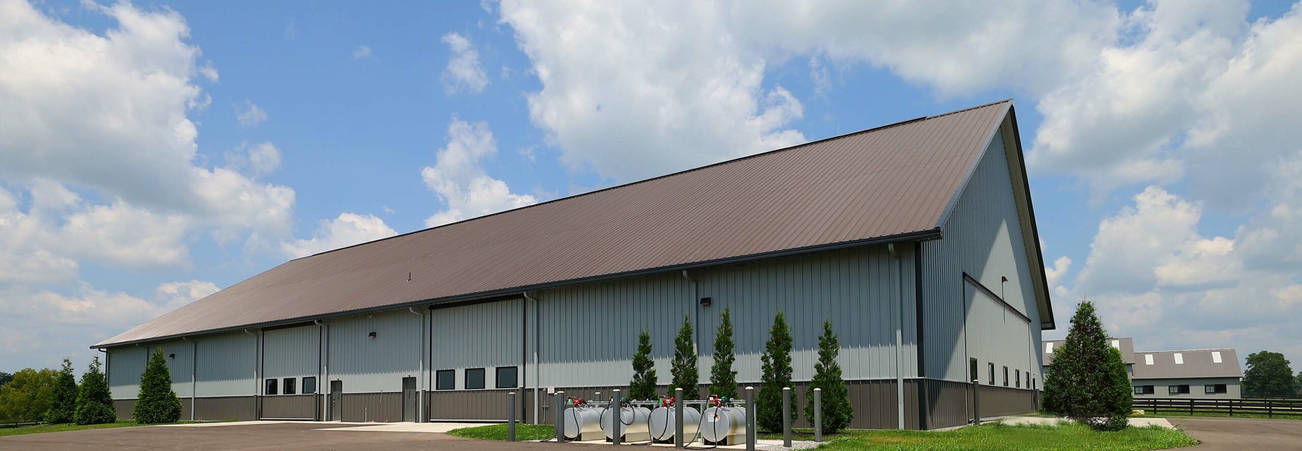 Landmark Horse Barn, 6 Doors Landmark Horse Barn, 6 Doors